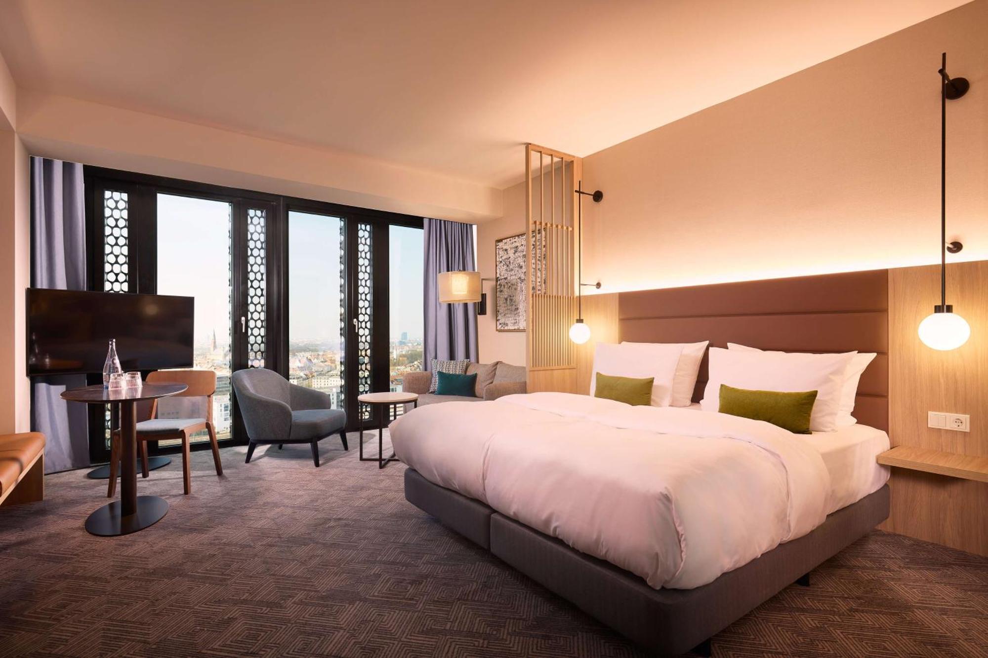 Aparthotel Adina 4*