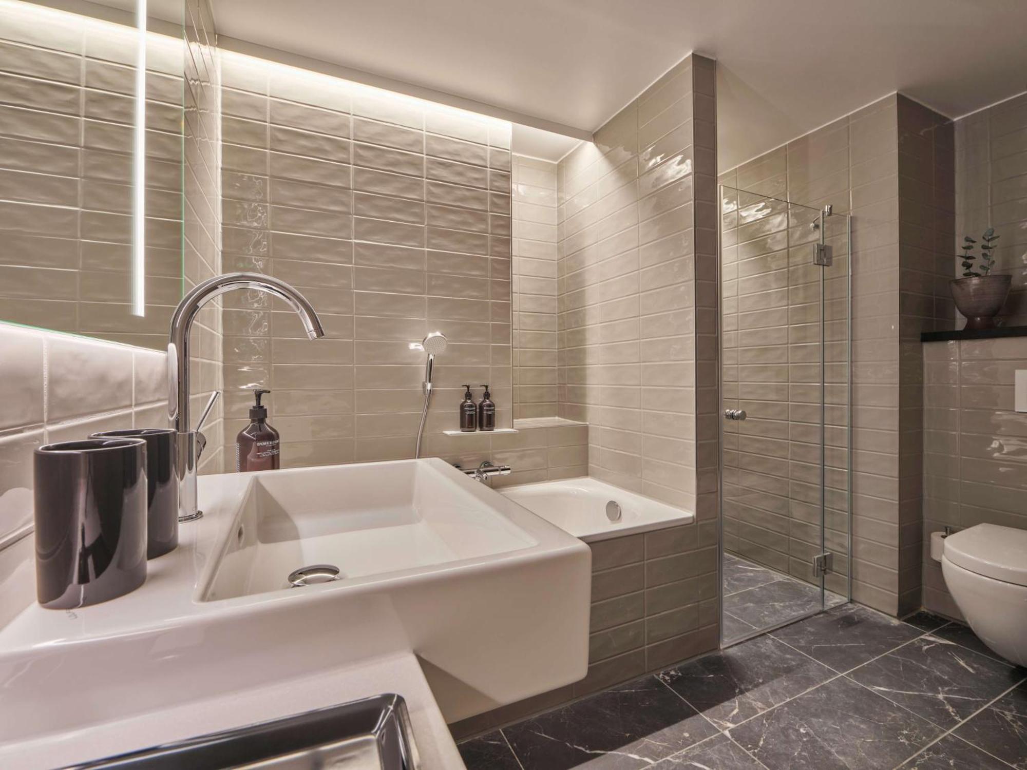 Aparthotel Adina München