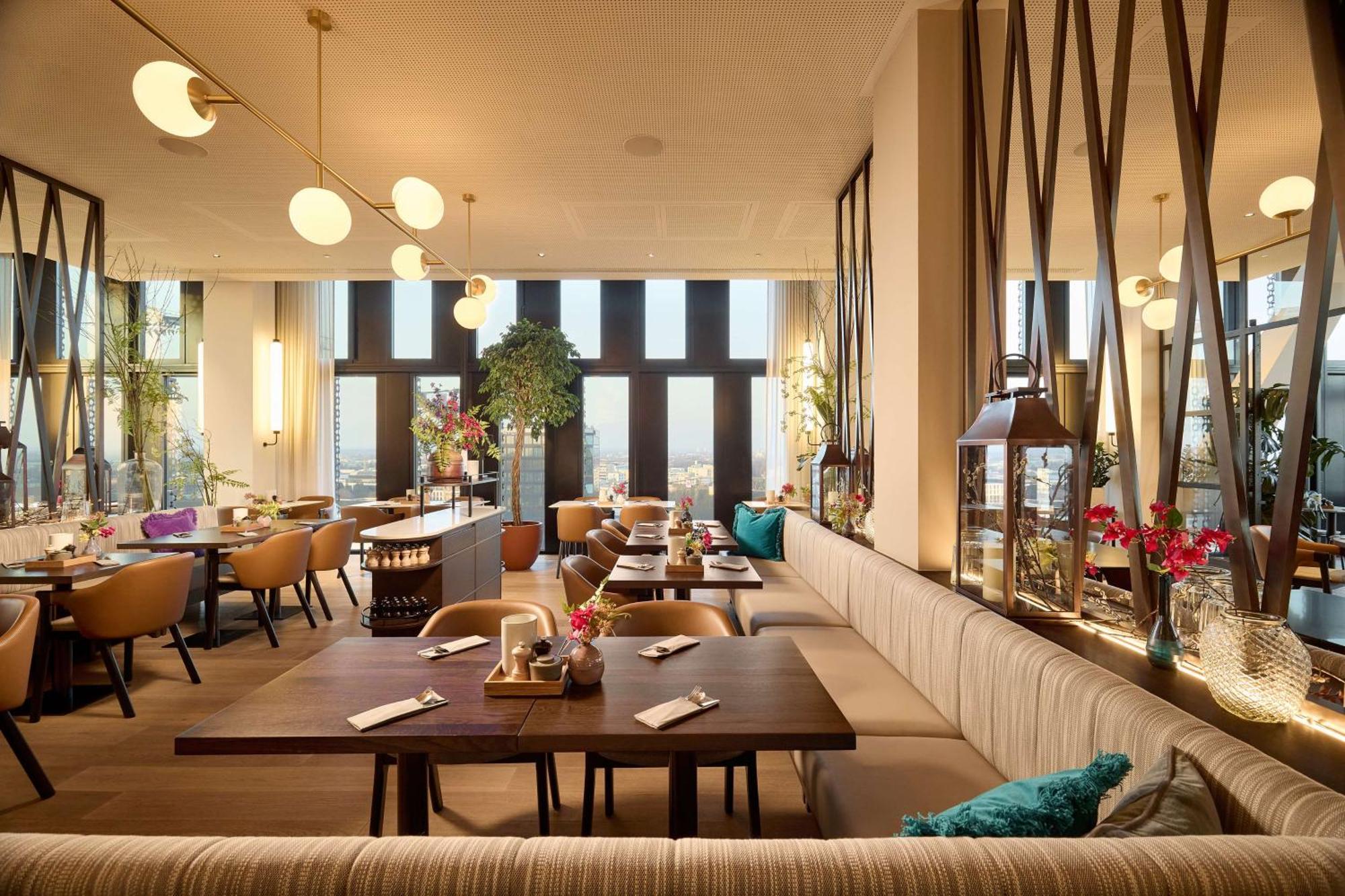 Aparthotel Adina